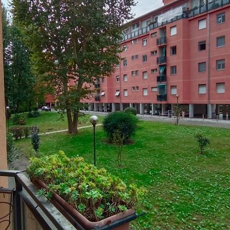 Pm 50 Via Pietro Boifava Guest House Milano Eksteriør billede